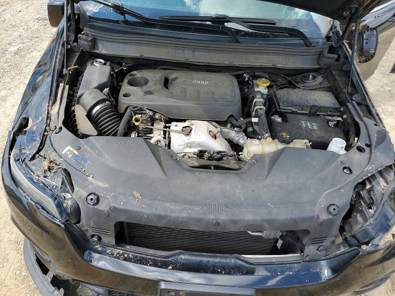 59368926 :رقم المزاد ، 1C4PJMLNXKD345932 vin ، 2019 Jeep Cher Latitude مزاد بيع