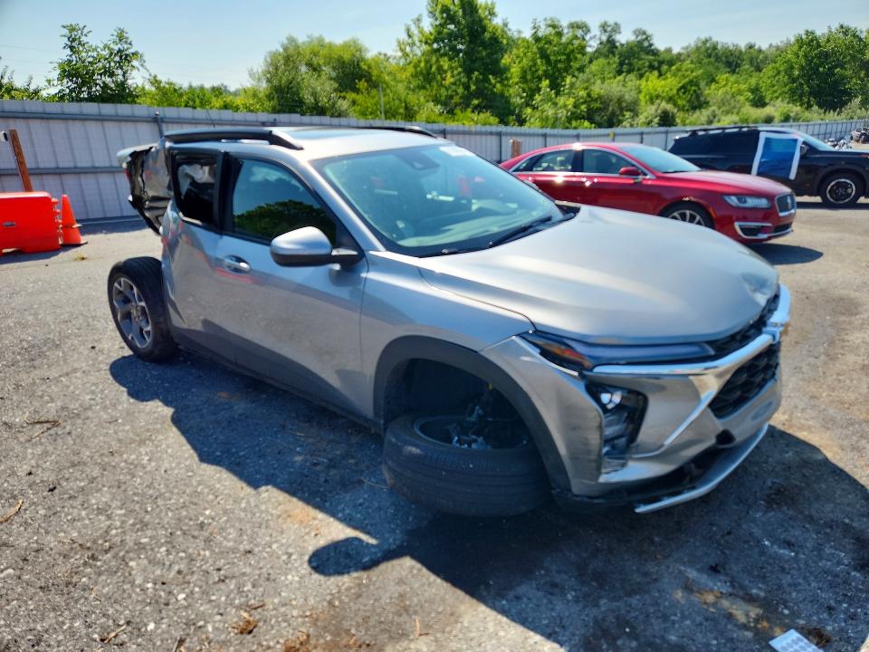 61065646 :رقم المزاد ، KL77LHEP0TC018380 vin ، 2026 Chevrolet Trax مزاد بيع