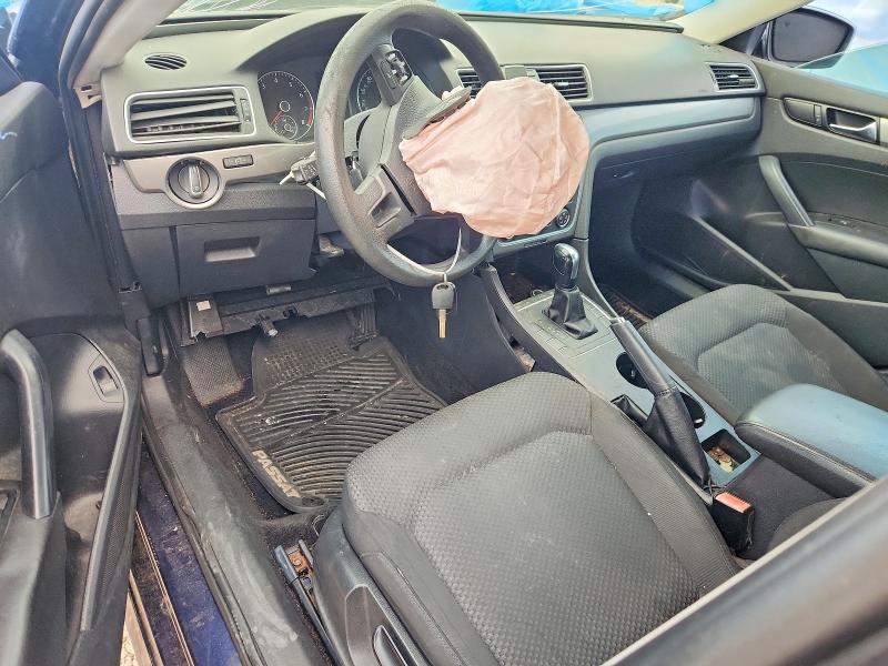 2013 Volkswagen Passat მანქანა იყიდება აუქციონზე, vin: 1VWAP7A33DC028569, აუქციონის ნომერი: 59966526