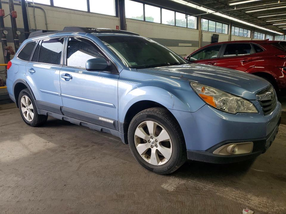 61743086 :رقم المزاد ، 4S4BRBKC2C3231174 vin ، 2012 Subaru Outback مزاد بيع