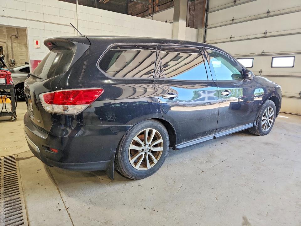 60876916 :رقم المزاد ، 5N1AR2MM2FC616384 vin ، 2015 Nissan Pathfinder مزاد بيع