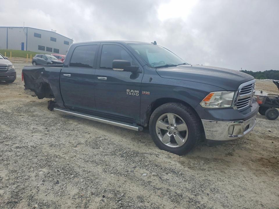 57860716 :رقم المزاد ، 3C6RR7LT9JG227185 vin ، 2018 Ram 1500 مزاد بيع