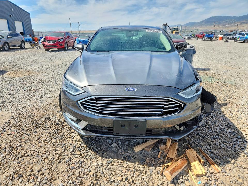 59675906 :رقم المزاد ، 3FA6P0T91HR200838 vin ، 2017 Ford Fusion مزاد بيع