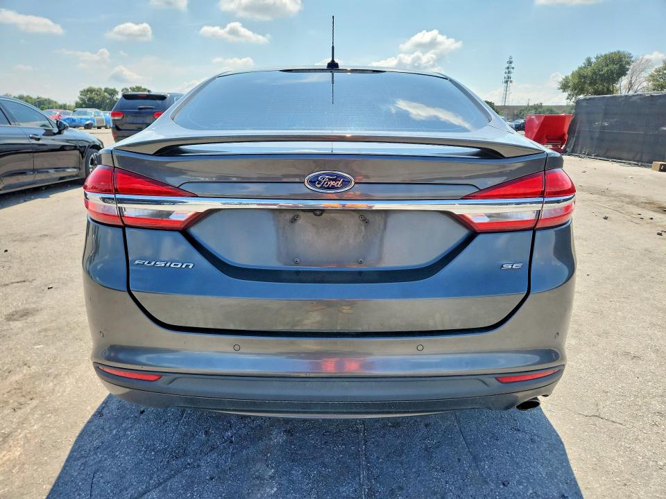 61186356 :رقم المزاد ، 3FA6P0H78HR167926 vin ، 2017 Ford Fusion مزاد بيع