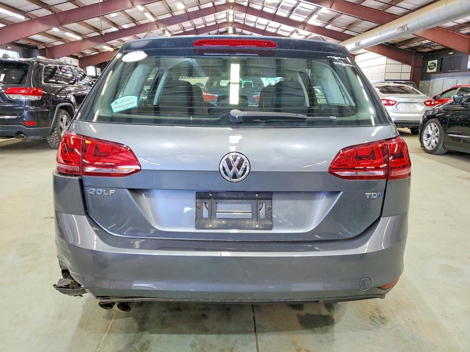 59121176 :رقم المزاد ، 3VWFA7AU0FM513737 vin ، 2015 Volkswagen Golf Sportwagen مزاد بيع