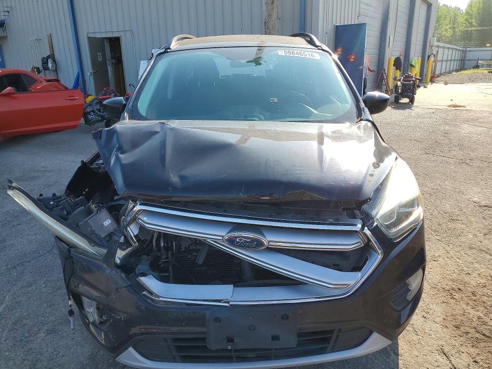 2017 Ford Escape მანქანა იყიდება აუქციონზე, vin: 1FMCU0GD1HUA93279, აუქციონის ნომერი: 59846516