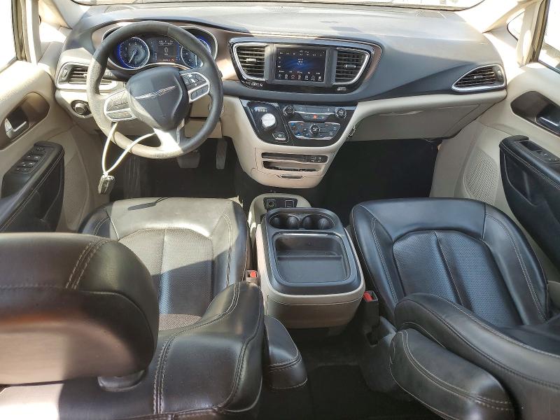60208746 :رقم المزاد ، 2C4RC1DGXLR266017 vin ، 2020 Chrysler Voyager مزاد بيع