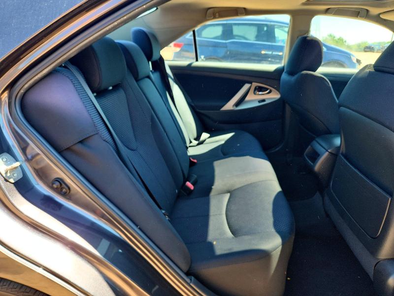 61395636 :رقم المزاد ، 4T1BF3EK1BU139354 vin ، 2011 Toyota Camry مزاد بيع
