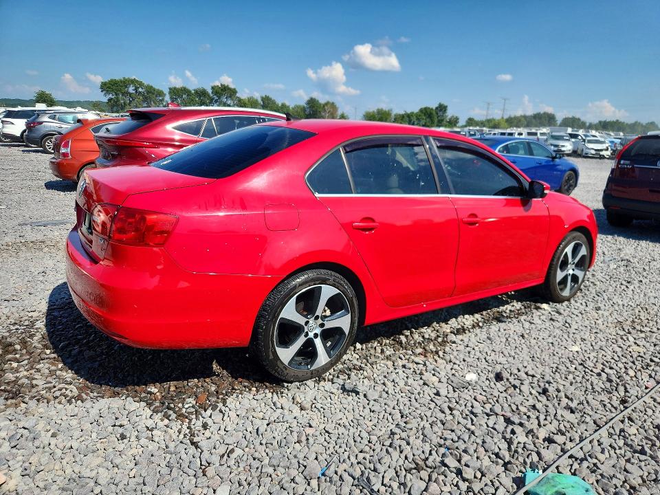 Продаж на аукціоні авто 2013 Volkswagen Jetta, vin: 3VWLL7AJ4DM385566, номер лоту: 61518426