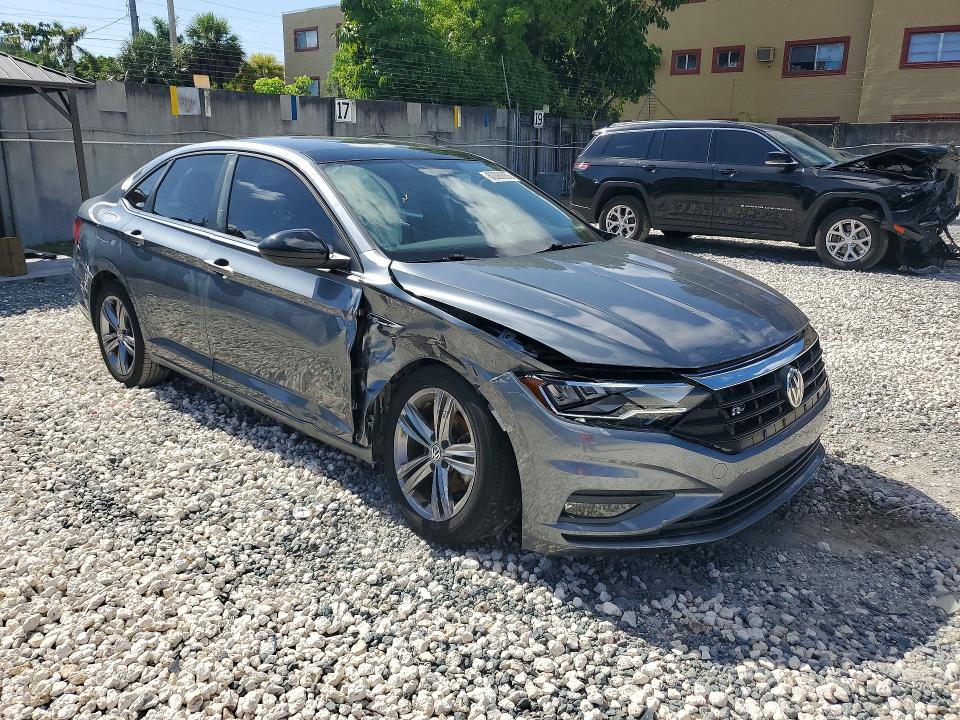 62069936 :رقم المزاد ، 3VWCB7BU2LM055547 vin ، 2020 Volkswagen Jetta مزاد بيع