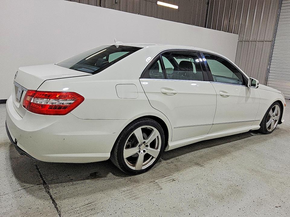 2011 Mercedes-benz E მანქანა იყიდება აუქციონზე, vin: WDDHF5GB5BA505136, აუქციონის ნომერი: 62468686