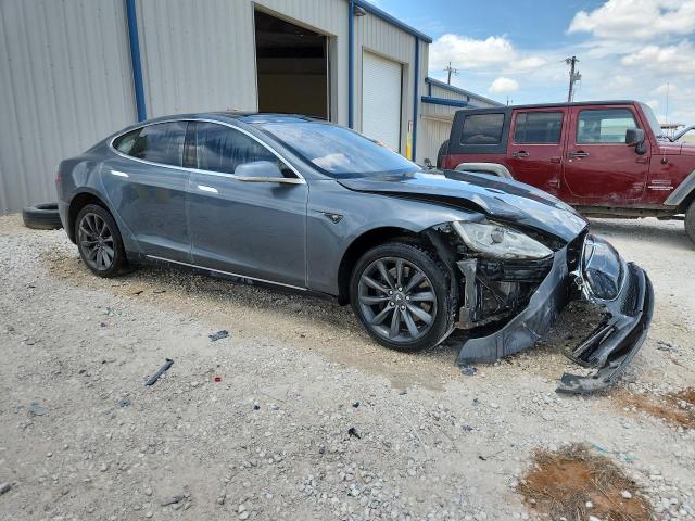 59199236 :رقم المزاد ، 5YJSA1CN0DFP04287 vin ، 2013 Tesla Model S مزاد بيع