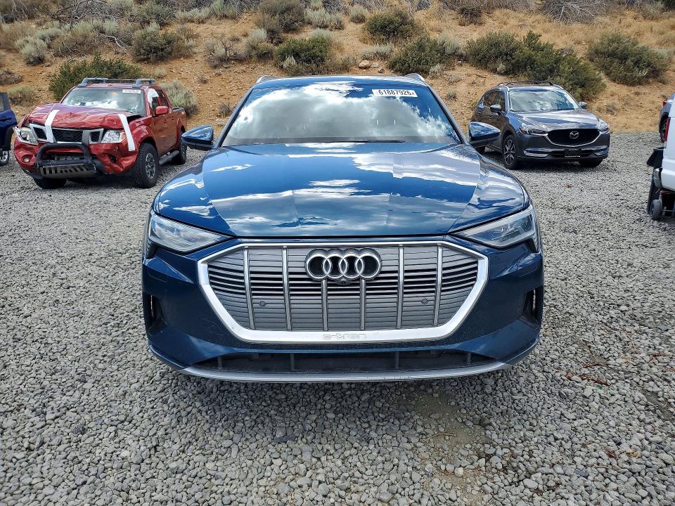 Продажа на аукционе авто 2021 Audi E-tron, vin: WA1VABGE4MB041252, номер лота: 61887926