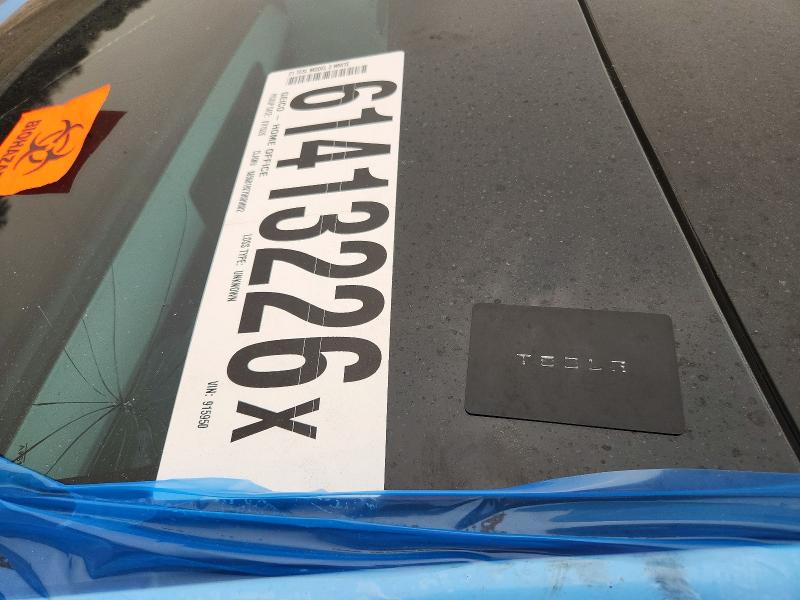 Продажа на аукционе авто 2021 Tesla Model 3, vin: 5YJ3E1EA4MF915950, номер лота: 61413226