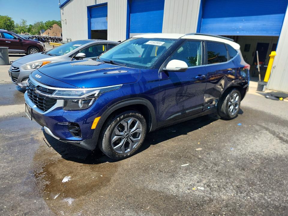 61553986 :رقم المزاد ، KNDEUCAA5R7525496 vin ، 2024 Kia Seltos مزاد بيع