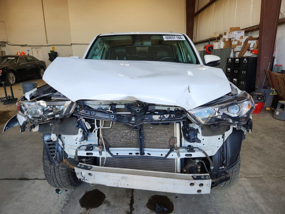 60697166 :رقم المزاد ، JTEBU5JR4G5355995 vin ، 2016 Toyota 4runner مزاد بيع