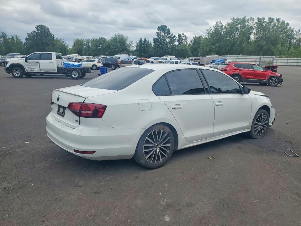 59216656 :رقم المزاد ، 3VWD17AJ2GM228911 vin ، 2016 Volkswagen Jetta مزاد بيع