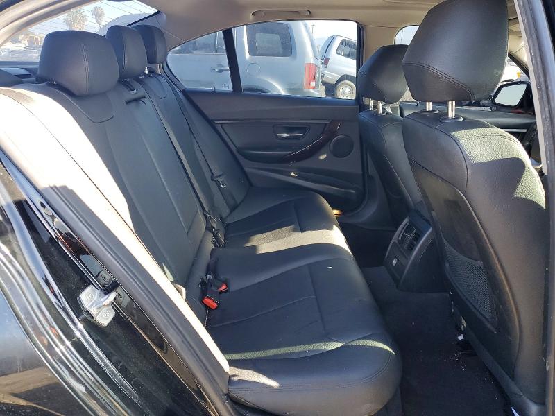 60461676 :رقم المزاد ، WBA3A5C59FF611095 vin ، 2015 Bmw 328 مزاد بيع