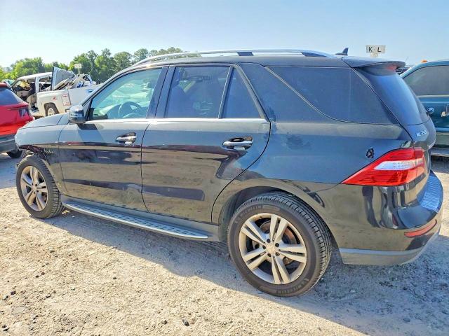 61441576 :رقم المزاد ، 4JGDA5JB4DA175309 vin ، 2013 Mercedes-benz Ml مزاد بيع