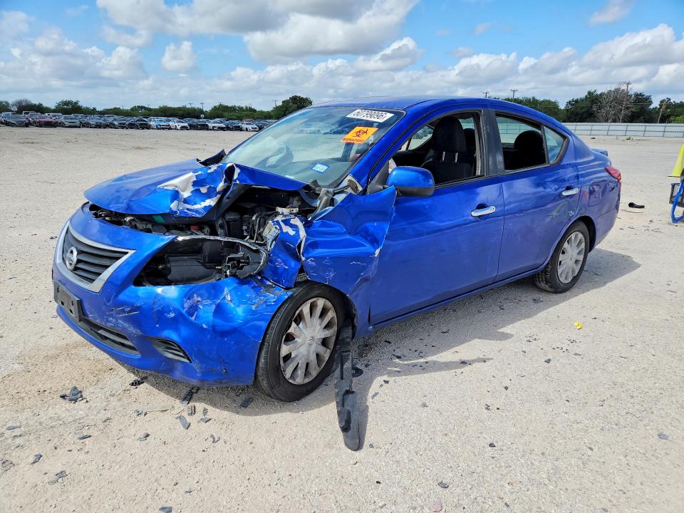 2014 Nissan Versa მანქანა იყიდება აუქციონზე, vin: 3N1CN7APXEL830873, აუქციონის ნომერი: 60799096