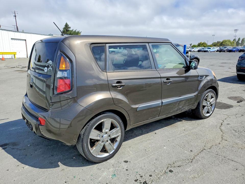 Продажа на аукционе авто 2011 Kia Soul, vin: KNDJT2A24B7253226, номер лота: 59861536