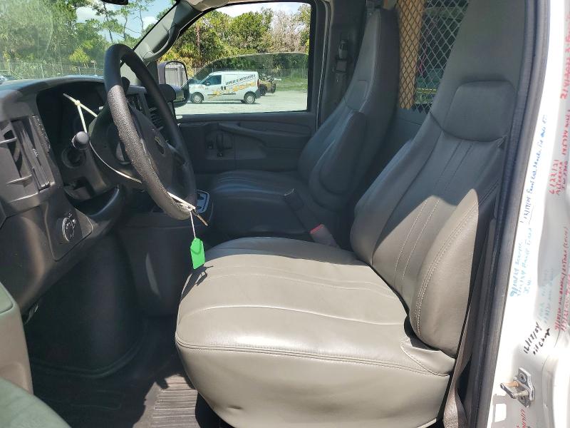 61543246 :رقم المزاد ، 1GCWGFCAXE1141253 vin ، 2014 Chevrolet Express G2500 مزاد بيع