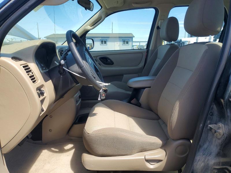 60406306 :رقم المزاد ، 1FMYU92174KA80713 vin ، 2004 Ford Escape مزاد بيع