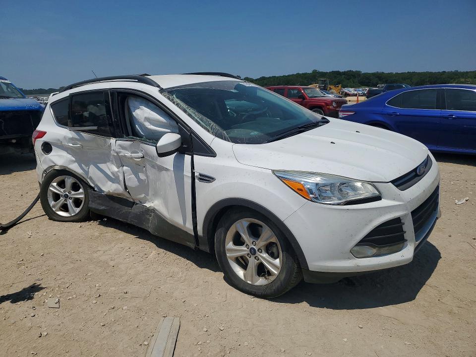 61849476 :رقم المزاد ، 1FMCU9GX0GUA67012 vin ، 2016 Ford Escape مزاد بيع