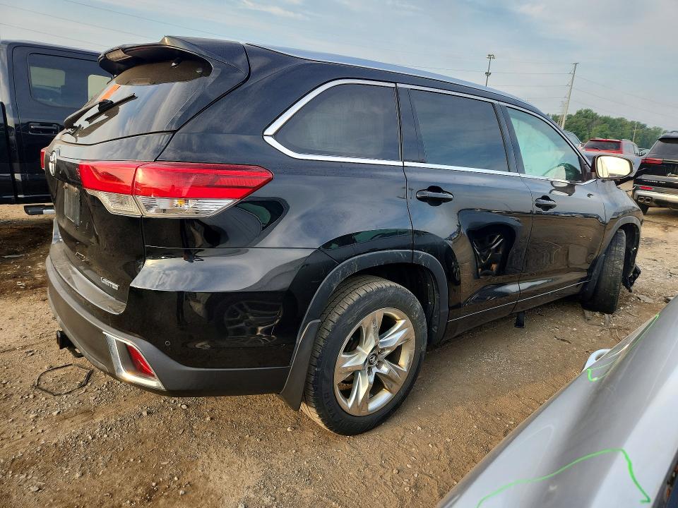 2017 Toyota Highlander მანქანა იყიდება აუქციონზე, vin: 5TDDZRFH7HS453954, აუქციონის ნომერი: 61491966