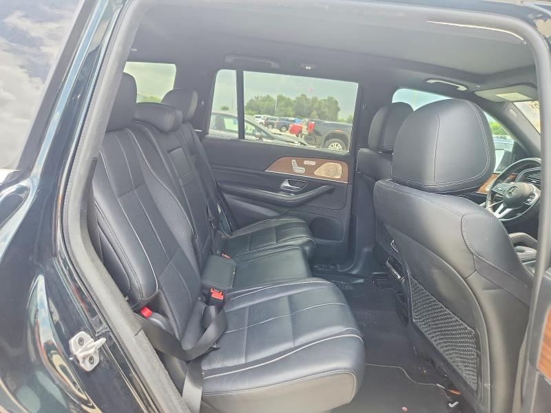 61546486 :رقم المزاد ، 4JGFF5KE2MA576943 vin ، 2021 Mercedes-benz Gls مزاد بيع
