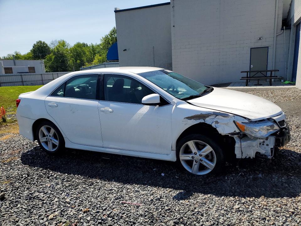 2014 Toyota Camry მანქანა იყიდება აუქციონზე, vin: 4T1BF1FK9EU801401, აუქციონის ნომერი: 61788846