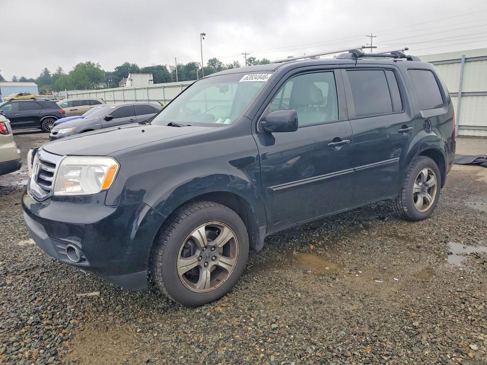 62834946 :رقم المزاد ، 5FNYF4H36FB049589 vin ، 2015 Honda Pilot مزاد بيع