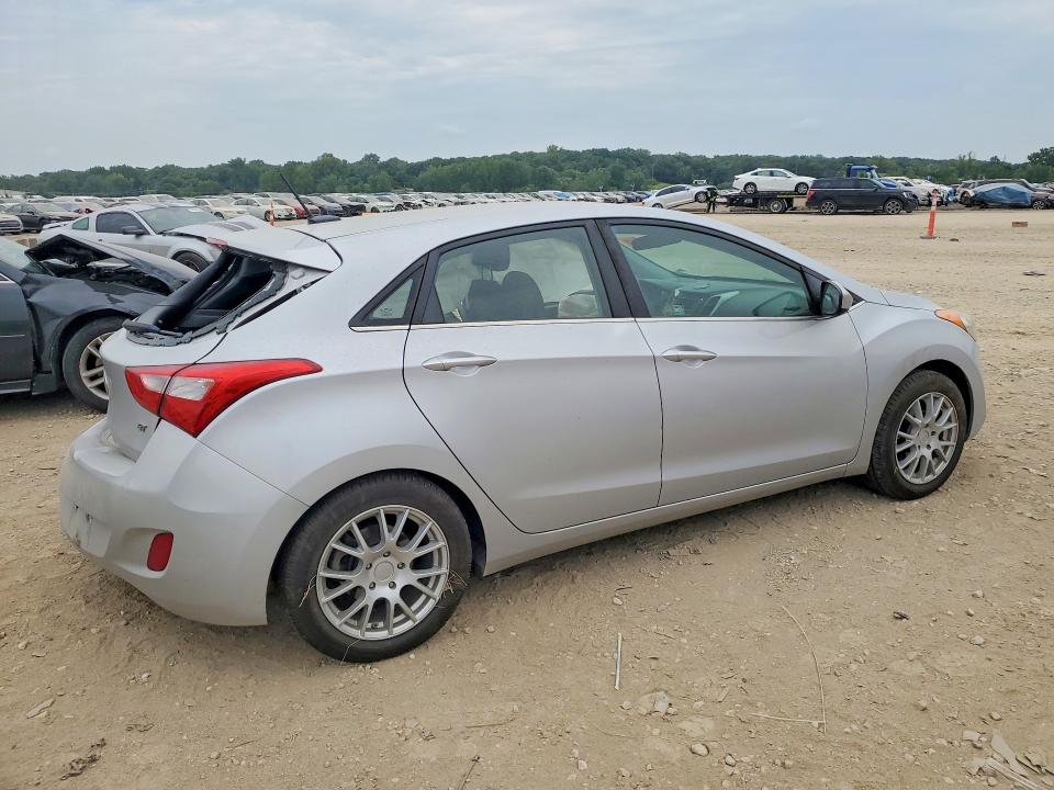 Продажа на аукционе авто 2017 Hyundai Elantra Gt, vin: KMHD35LH7HU350264, номер лота: 62296566
