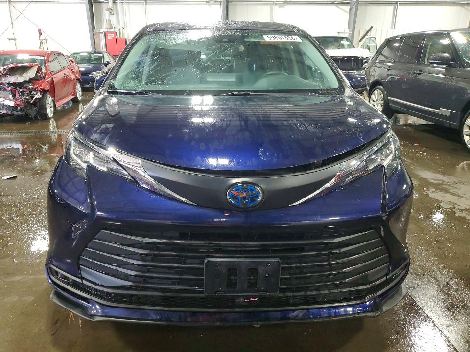 Продаж на аукціоні авто 2021 Toyota Sienna, vin: 5TDKRKEC0MS021169, номер лоту: 59851666