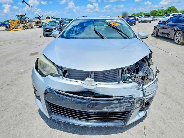 Aukcja sprzedaży 2016 Toyota Corolla, vin: 5YFBURHE6GP516610, numer aukcji: 61589756