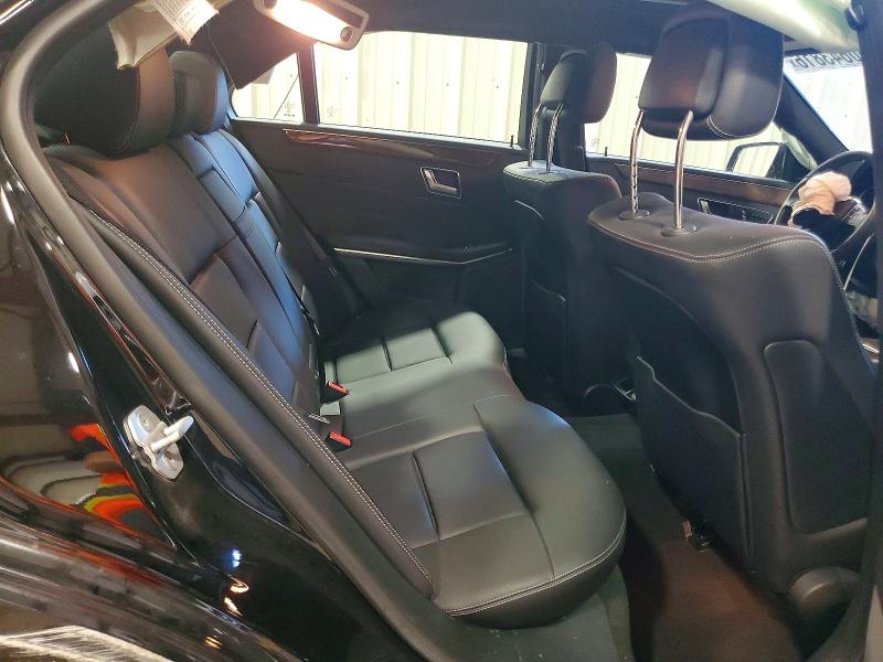 60643816 :رقم المزاد ، WDDHF8JB1GB261173 vin ، 2016 Mercedes-benz E مزاد بيع