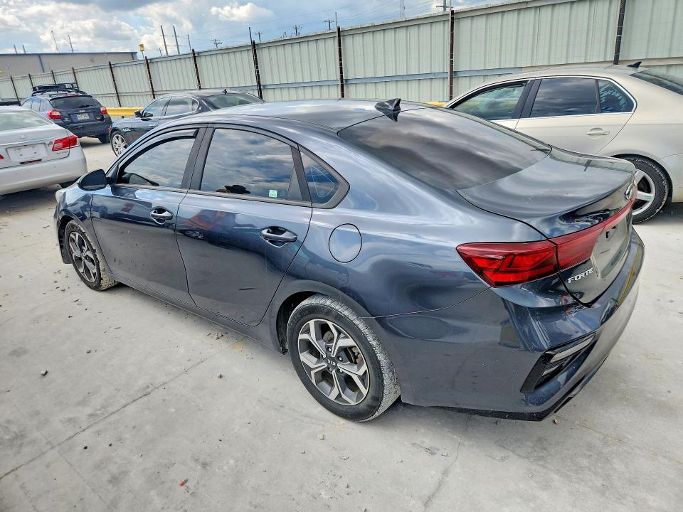 2019 Kia Forte მანქანა იყიდება აუქციონზე, vin: 3KPF24AD8KE070711, აუქციონის ნომერი: 61005496