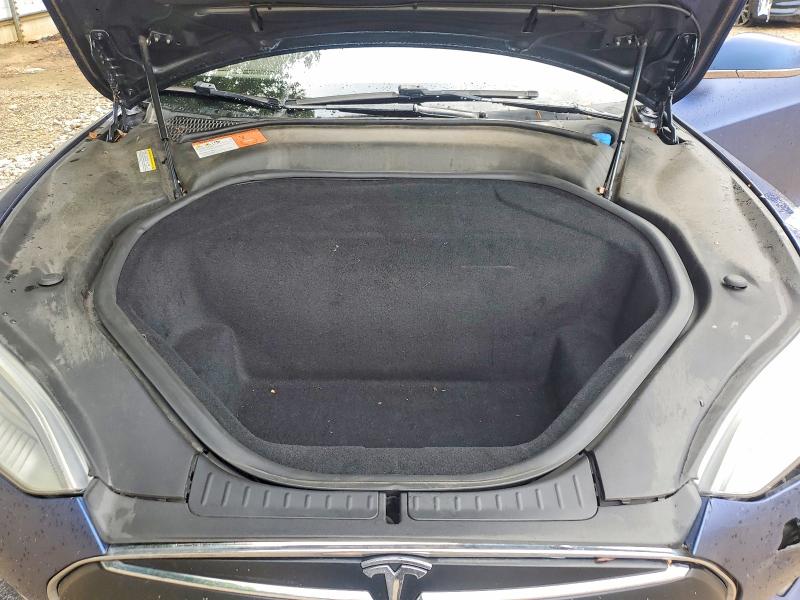 Продажа на аукционе авто 2015 Tesla Model S, vin: 5YJSA1H29FF098361, номер лота: 60857736