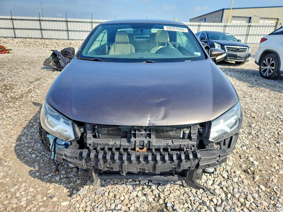 59291046 :رقم المزاد ، WVWBW8AH4FV000136 vin ، 2015 Volkswagen Eos مزاد بيع