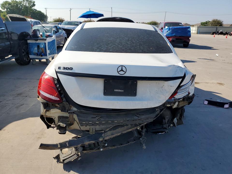 Aukcja sprzedaży 2018 Mercedes-benz E, vin: WDDZF4JB5JA311857, numer aukcji: 61988536