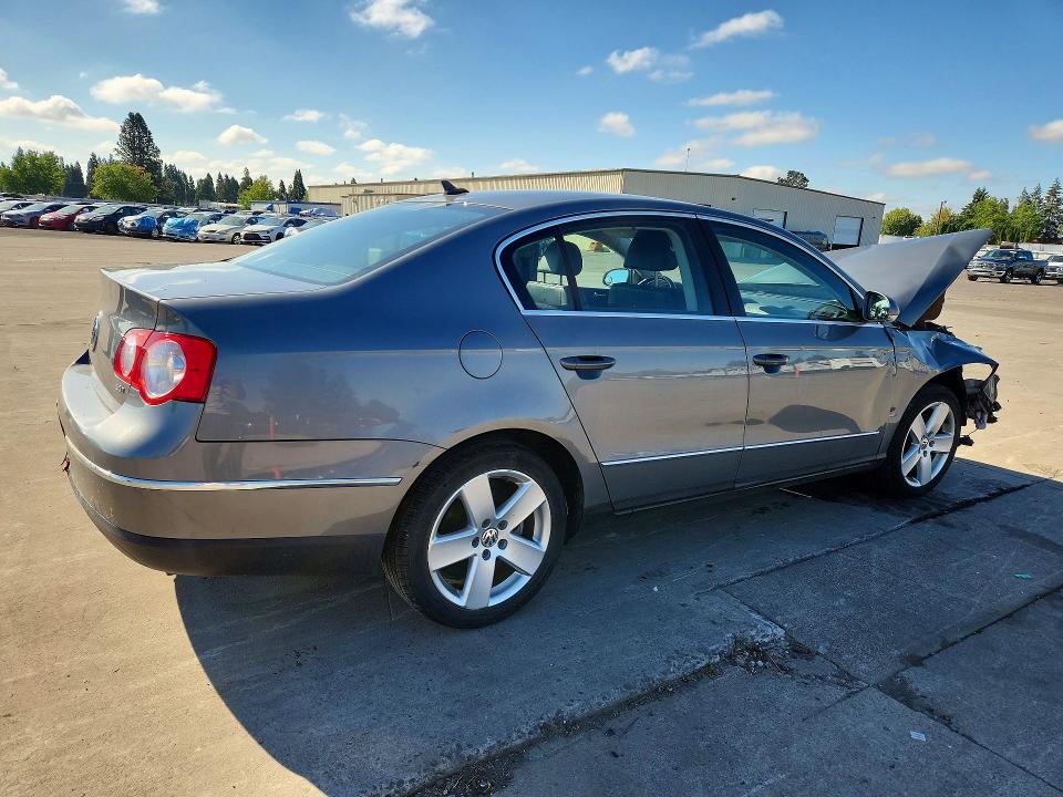 61965656 :رقم المزاد ، WVWAK73C98P043218 vin ، 2008 Volkswagen Passat مزاد بيع