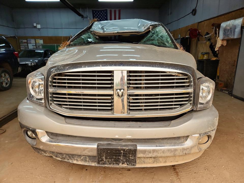60859836 :رقم المزاد ، 1D7HU18N37S159189 vin ، 2007 Dodge Ram 1500 مزاد بيع