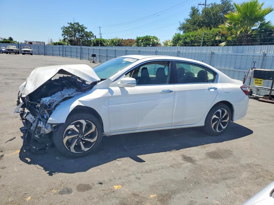 59733706 :رقم المزاد ، 1HGCR2F7XGA156376 vin ، 2016 Honda Accord مزاد بيع