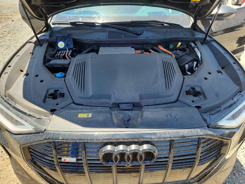 Aukcja sprzedaży 2022 Audi E-tron, vin: WA13AAGEXNB039301, numer aukcji: 62633596