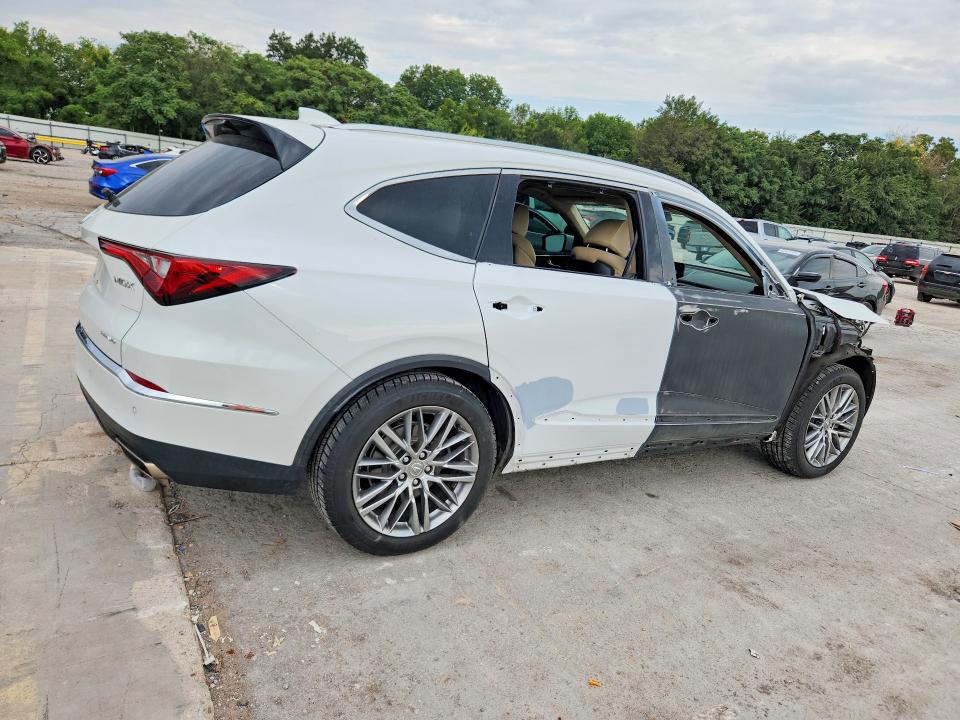 63030576 :رقم المزاد ، 5J8YE1H88NL011985 vin ، 2022 Acura Mdx مزاد بيع