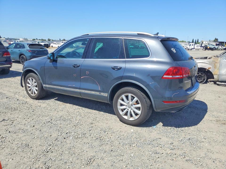 61324016 :رقم المزاد ، WVGFF9BP5BD004592 vin ، 2011 Volkswagen Touareg مزاد بيع
