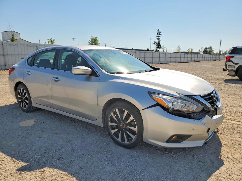 2018 Nissan Altima მანქანა იყიდება აუქციონზე, vin: 1N4AL3AP0JC264527, აუქციონის ნომერი: 60760686