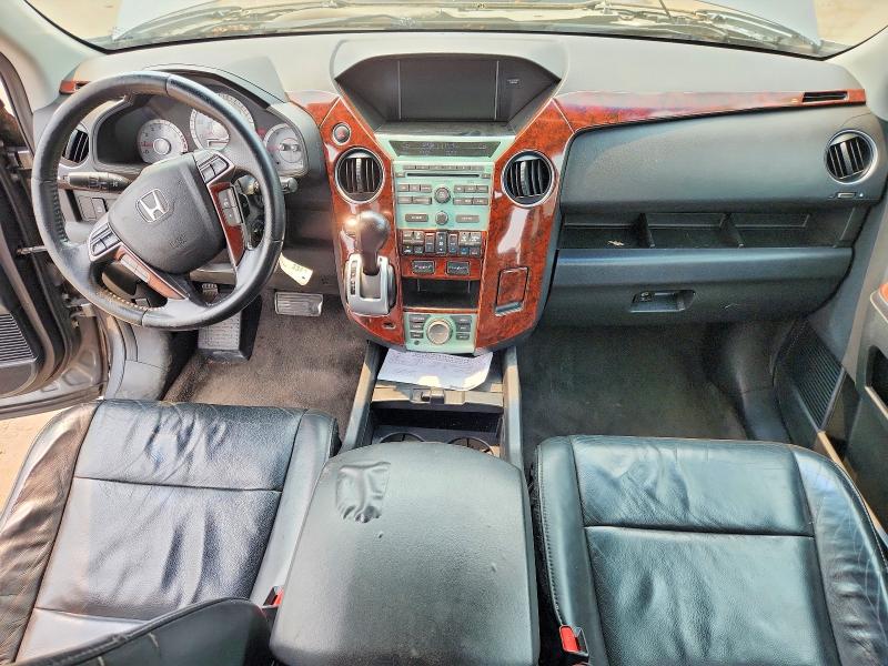 60795126 :رقم المزاد ، 5FNYF4H76BB063375 vin ، 2011 Honda Pilot مزاد بيع