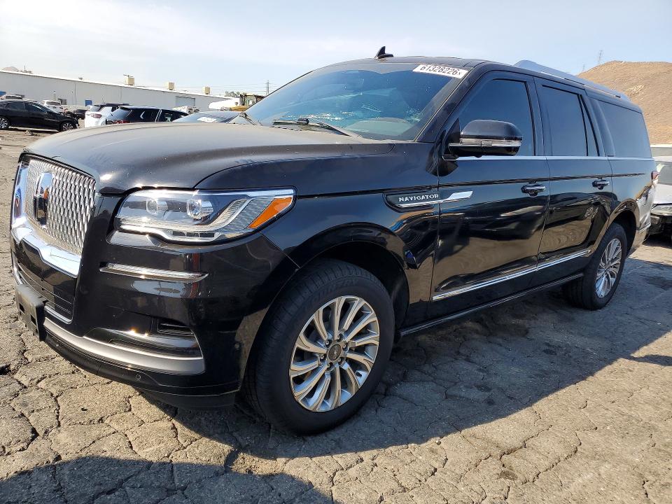 Auction sale of the 2022 Lincoln Navigator, vin: 5LMJJ3MT8NEL13842, lot number: 61328226