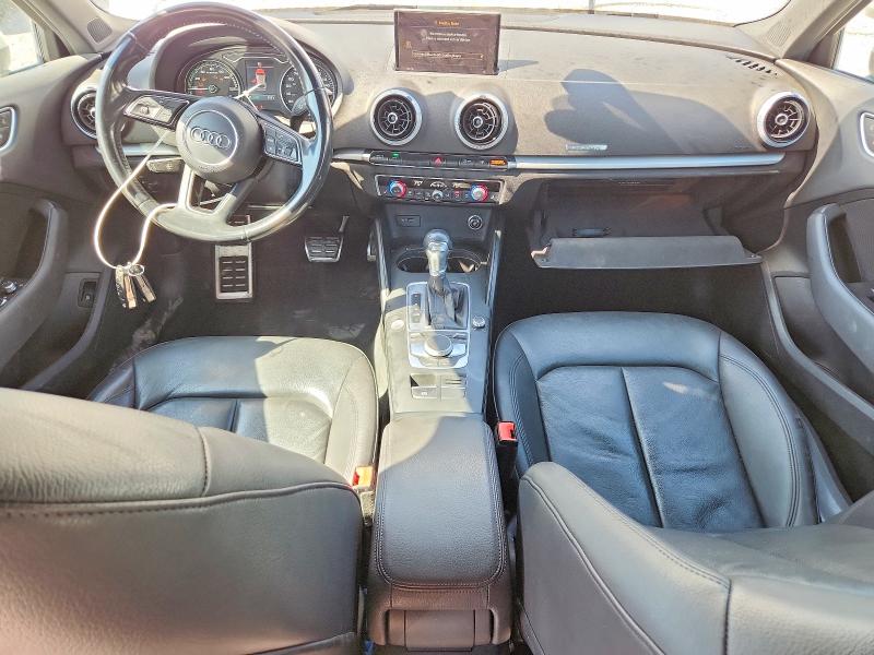 62034956 :رقم المزاد ، WAUUPBFF0HA044717 vin ، 2017 Audi A3 مزاد بيع